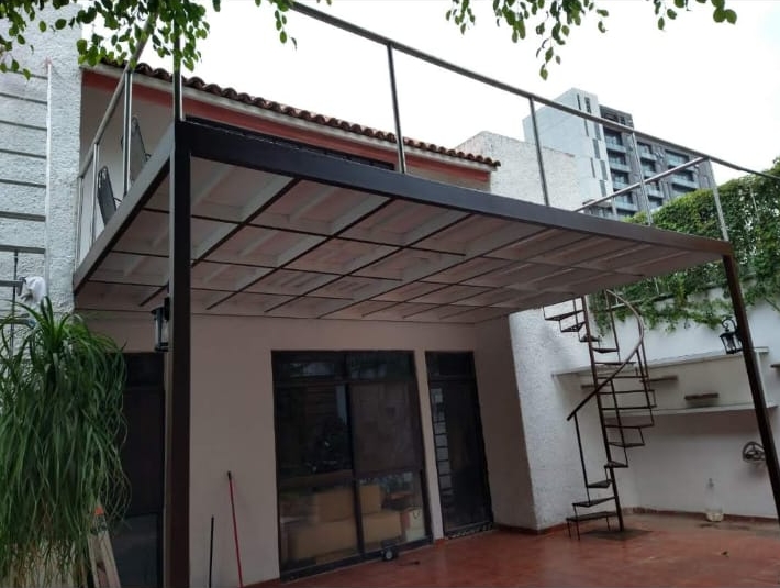 Tapanco tipo terraza para casa habitación — Herrería Trujillo